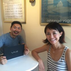 TOM(left) with ashtanga yoga teacher Yuki @IYC Omotesando Tokyo